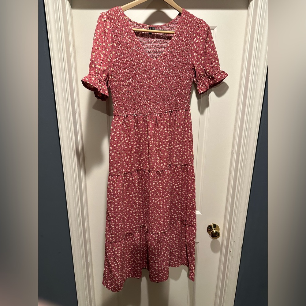 Womens pink dress. V neck